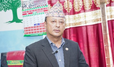  भ्रममा नपरी देश विकासमा जुटौं : ऊर्जामन्त्री खड्का 