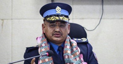  प्रहरी कर्मचारीप्रति पूर्वाग्रह नराखी काम गर्छु : आईजीपी थापा 