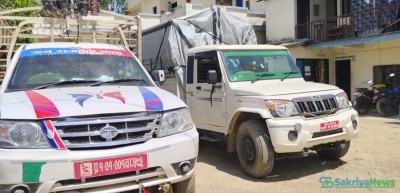  प्रहरीले समात्यो सालको काठ बोकेका दुईवटा गाडी 