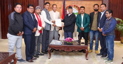  गिरिजाप्रसाद कोइराला सभागृहको अलपत्र निर्माण कार्य अघि बढाउने प्रधानमन्त्रीको प्रतिबद्धता 