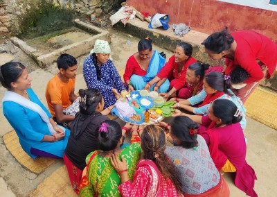  रामेछापका आमा समूहले सुरु गरे गर्भवती पोषण नाङ्लो कार्यक्रम 