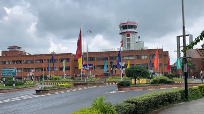  वरपरका क्षेत्रमा आगलागी हुन थालेपछि त्रिभुवन विमानस्थल बन्दको तयारी 