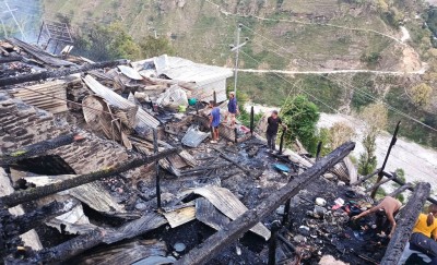  बाजुराको बाम्का बजारमा आगलागी : ८ करोड बढीको क्षति 