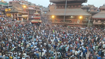  बिस्केट जात्रा समापन गरिदै 