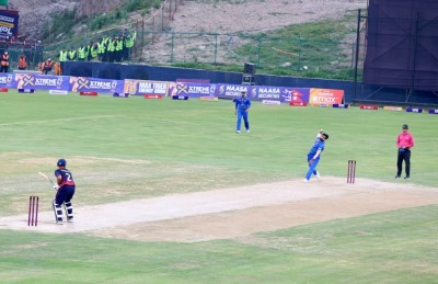  वर्षाका कारण नेपाल र यूएईबीचको खेल प्रभावित 