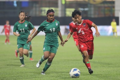  बंगलादेशले जित्यो साफ यू-२० महिला च्याम्पियनसिपको उपाधि 