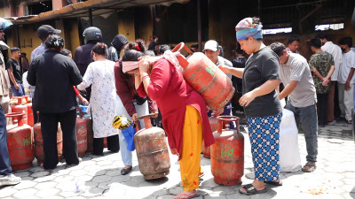  आजदेखि पायकपर्ने बिक्रेताबाट ग्याँस खरिद गर्न निगमको आग्रह 
