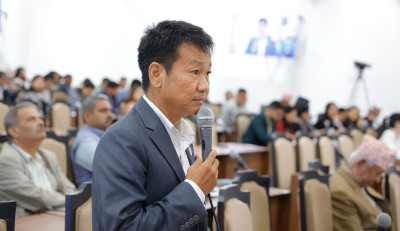  प्रधानमन्त्रीले बालहठ देखाउन मिल्दैन : हर्क साम्पाङ 