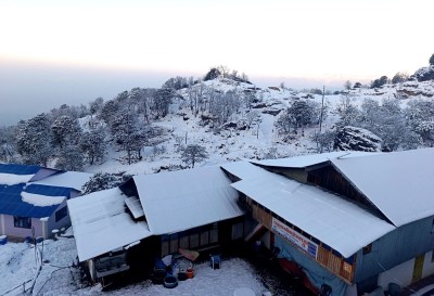  पाथीभरा क्षेत्रमा याे वर्षकै बाक्लो हिमपात (फोटोसहित) 