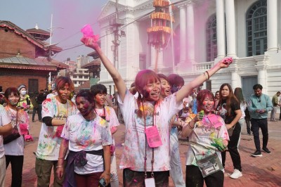  वसन्तपुरमा होली उत्सव (फोटोसहित) 