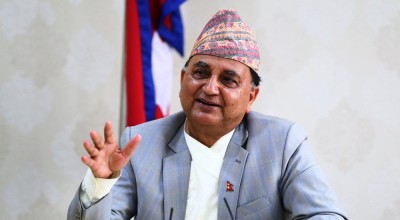  एमालेको कार्यवाहक अध्यक्षको जिम्मेवारी ईश्वर पोखरेललाई 