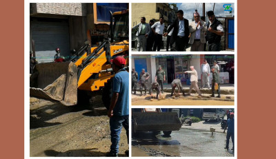  डुबान क्षेत्रमा मेयर कार्कीको अनुगमन, थुनिएका कलभर्ट खोल्दै सडक सफाइ 