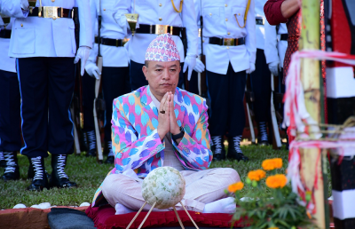  प्रहरी महानिरीक्षक खापुङबाट बडादसैँको मौलो पूजा 