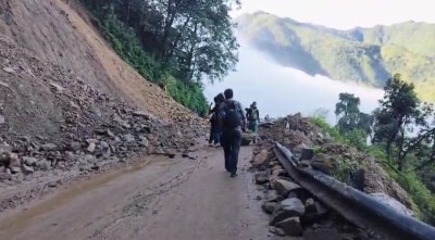  काठमाडौँ- नौबिसे- दामन- हेटौँडा सडक सुचारु, अझै कुन कुन सडक अवरुद्ध ? 
