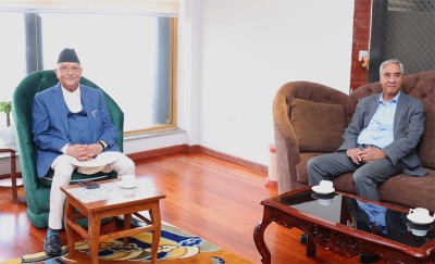  प्रधानमन्त्री ओली र देउवाबीच भेटवार्ता, के भयो कुराकानी ? 