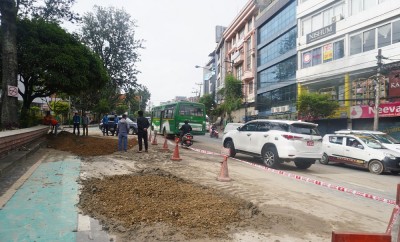  कुपण्डोलमा भासिएको सडक मर्मतपछि सवारी सञ्चालन 