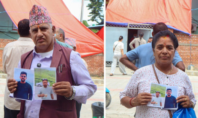  भोटेकोसी बाढीमा बेपत्ता दुई दाजुभाइको खोजीमा अस्पताल पुगे आफन्त 