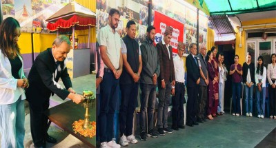  मोडर्न कन्या कलेजको १९औं वार्षिकोत्सवमा उत्कृष्ट छात्राहरूलाई सम्मान 