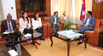  बाढीपीडितको पुनःस्थापना र पुनर्निर्माणका विषयमा एनआरएनएका प्रतिनिधिसँग छलफल 
