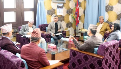  निर्वाचन बिथोल्न खोज्नेलाई कडा कारबाही हुन्छ : गृहमन्त्री अर्याल 