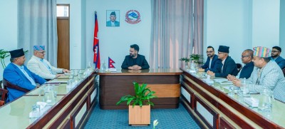  प्रधानमन्त्रीले गरे मुख्यमन्त्रीहरुसँग सामूहिक छलफल 