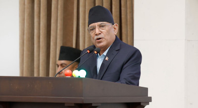  प्रचण्डको आरोप : प्रधानमन्त्रीले रोस्ट्रममा उभिएर गलत तथ्य प्रस्तुत गरे 