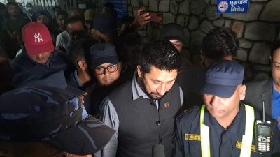 रवि लामिछानेलाई ६ दिन हिरासतमा राख्न अदालतको अनुमति 