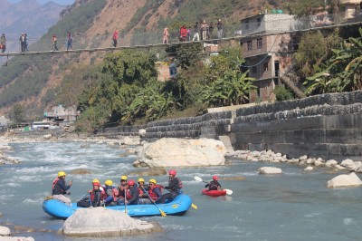  म्याग्दी महोत्सवलाई लक्षित गर्दै कालीगण्डकी नदीमा र्‍याफ्‌टिङ सञ्चालन 