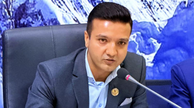  कालोबजारी गर्ने पेट्रोलपम्प र ग्यास डिलरको इजाजत खारेज गर्न निर्देशन 