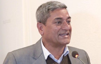  लोकतन्त्रको विकल्प छैन, संविधानको रक्षा आवश्यकः गृहमन्त्री लेखक 