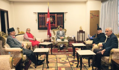  प्रधानमन्त्री कार्कीले शनिबार शीर्ष नेतासँग छलफल गर्दै 