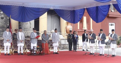  नवनियुक्त अर्थ, ऊर्जा र गृहमन्त्रीले लिए पद तथा गोपनीयताको शपथ 