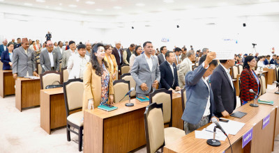  प्रधानमन्त्रीको सीमा सम्बन्धी अभिव्यक्ति हटाउन माग गर्दै संसद्‍मा विपक्षीको विरोध कायमै 