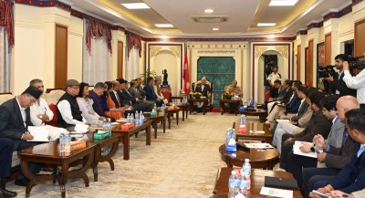  सर्वदलीय बैठकमा राष्ट्रपतिले भने- देश, जनता, लोकतन्त्र र संविधान रक्षाका लागि चुनावमा लाग्नुस् 