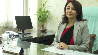  नवनियुक्त महिलामन्त्री श्रेष्ठद्वारा पदभार ग्रहण 