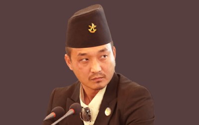  गृहमन्त्री गुरुङको कार्यशैली सच्याउन माग 