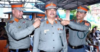  सशस्त्रका एआईजी ठाडा मगरलाई दर्ज्यानी चिह्न प्रदान 