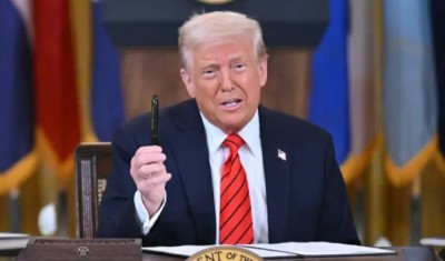  करका कारण विश्व बजार खस्किए पनि अमेरिकी अर्थतन्त्र धेरै बलियो हुने ट्रम्पकाे दाबी 