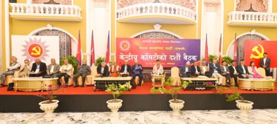  एमाले केन्द्रीय कमिटी बैठकमा ५० जना केन्द्रीय सदस्यद्वारा सुझाव प्रस्तुत 