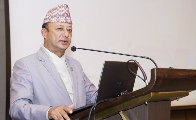  ‘टेक एण्ड पे’ को विषय संशोधन गर्नेगरी छलफल भइरहेको छ: उर्जामन्त्री 