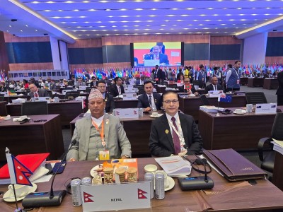 ऊर्जामन्त्री खड्का अन्तर्राष्ट्रिय सौर्य गठबन्धन सम्मेलनमा सहभागी 