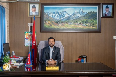  खानेपानी आयोजनाहरूको निर्माण समयमा नै सम्पन्न गर्न मन्त्री यादवको निर्देशन  