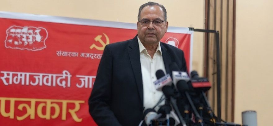 पूर्वप्रधानमन्त्री खनाल नेकपाबाट बाहिरिए