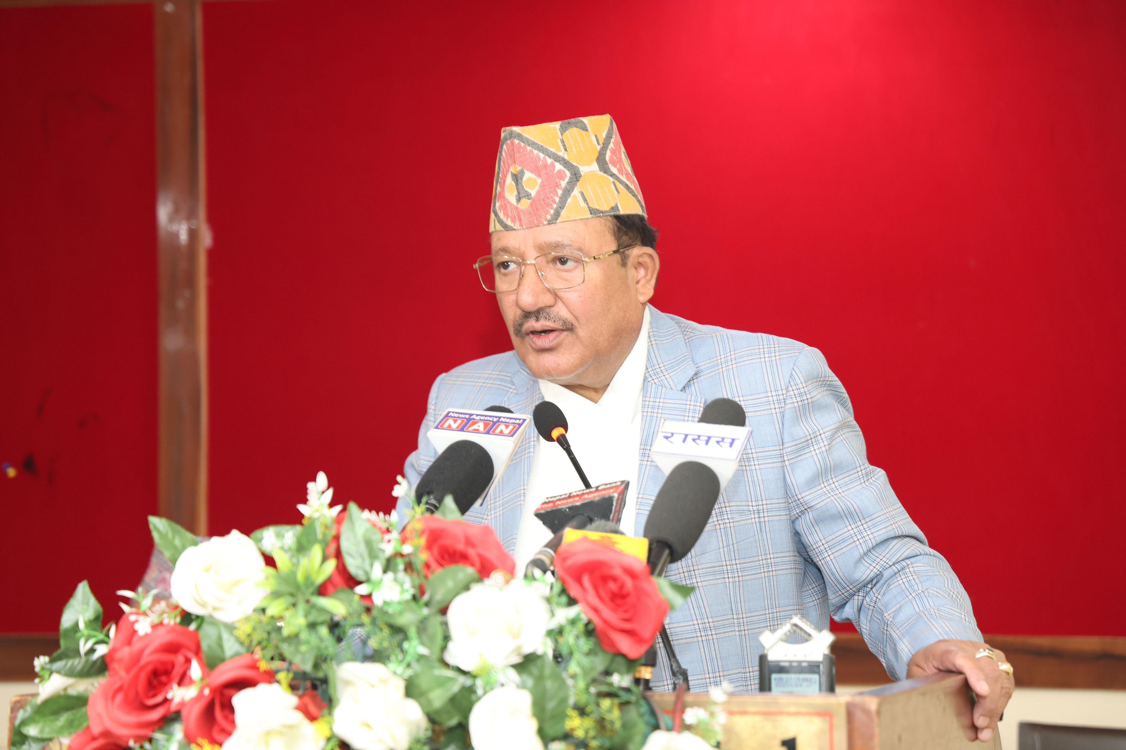 महिला मतदाता कम हुनुको कारणबारे अध्ययन हुन्छः भण्डारी
